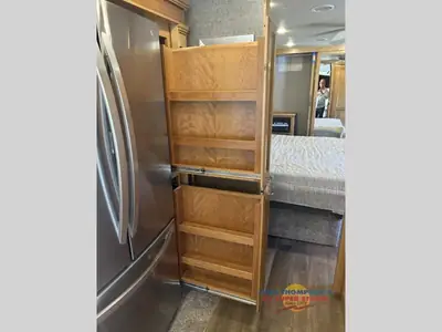 2022 Tiffin Motorhomes Allegro RED photo 26