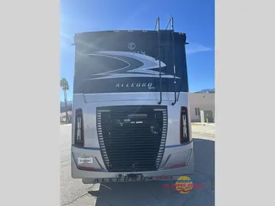 2022 Tiffin Motorhomes Allegro RED photo 4