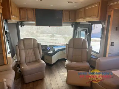 2022 Tiffin Motorhomes Allegro RED photo 9