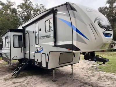 2020 Cherokee ARCTIC WOLF 291RL photo 10