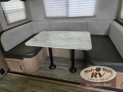2020 Winnebago Industries Towables Minnie 2455BHS photo 17