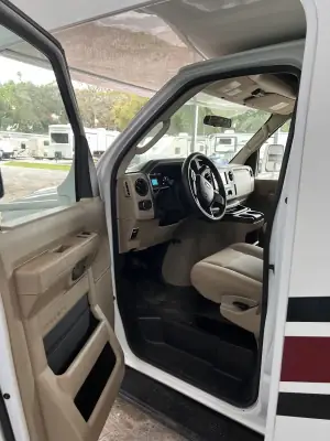 2021 Thor QUANTUM SE22 photo 3