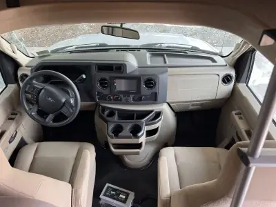 2021 Thor QUANTUM SE22 photo 4