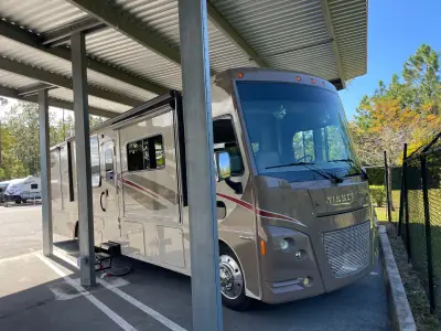 2016 WINNEBAGO VISTA LX photo 3
