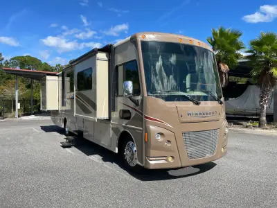 2016 WINNEBAGO VISTA LX photo 2