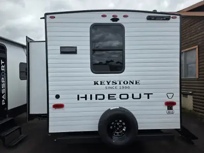 2026 Keystone Hideout 212RKS photo 4