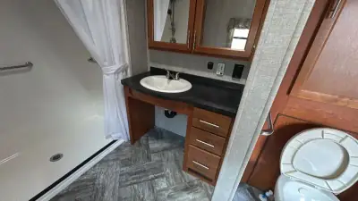 2023 Fl Enterprise PREMIER HY38 photo 22