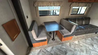 2023 Fl Enterprise PREMIER HY38 photo 30