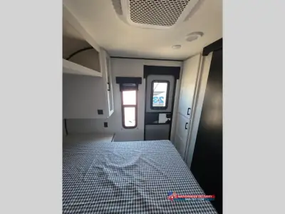 2026 Jayco Jay Flight SLX 330TBS photo 8