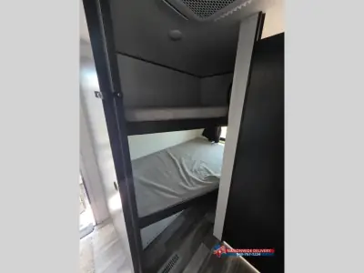 2026 Jayco Jay Flight SLX 330TBS photo 11