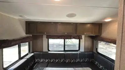 2018 Coleman By Dutchmen Lantern LT 17RD photo 12