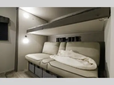 2026 Coachmen Catalina Legacy Edition 343BHTS photo 30