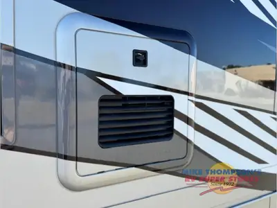 2023 Tiffin Motorhomes Open Road Allegro photo 25