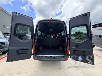 2024 Mercedes Benz 2500 Shuttle photo 5
