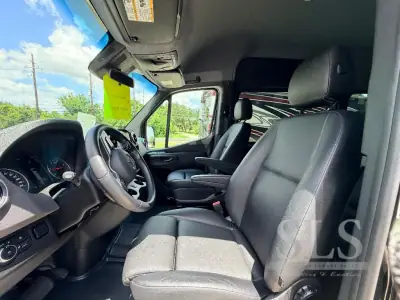 2024 Mercedes Benz 2500 Shuttle photo 10