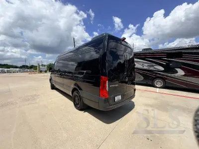 2024 Mercedes Benz 2500 Shuttle photo 6