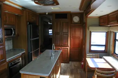 2018 Drv Mobile Suites 36 RSSB3 photo 21