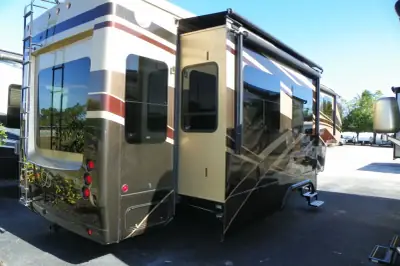 2018 Drv Mobile Suites 36 RSSB3 photo 5