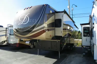 2018 Drv Mobile Suites 36 RSSB3 photo 3