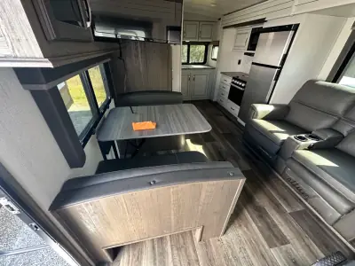 2022 Keystone COUGAR HALF-TON 22MLS photo 8