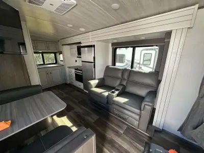 2022 Keystone COUGAR HALF-TON 22MLS photo 7