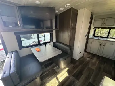2022 Keystone COUGAR HALF-TON 22MLS photo 10