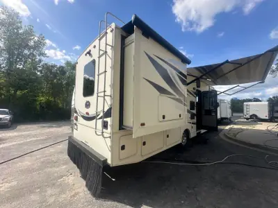 2016 Jayco ALANTE 31L photo 3