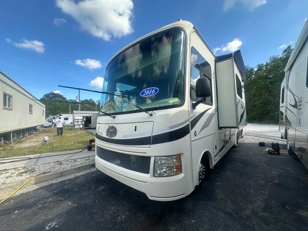 2016 Jayco ALANTE 31L exterior
