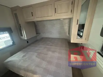 2026 Coachmen Catalina Legacy Edition 293QBCK photo 16