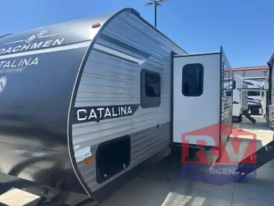 2026 Coachmen Catalina Legacy Edition 293QBCK photo 3