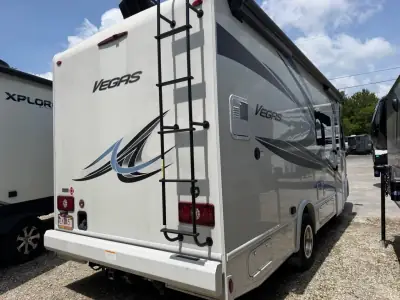 2023 Thor Motor Coach VEGAS 24 4 photo 4