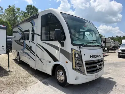 2023 Thor Motor Coach VEGAS 24 4 photo 2