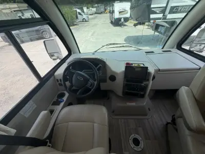 2023 Thor Motor Coach VEGAS 24 4 photo 11