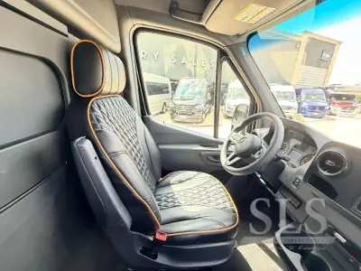 2020 First Class Customs Ultimate Business Class Sprinter photo 14