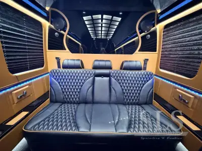 2020 First Class Customs Ultimate Business Class Sprinter photo 38