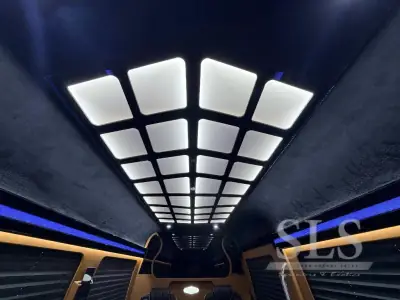 2020 First Class Customs Ultimate Business Class Sprinter photo 43