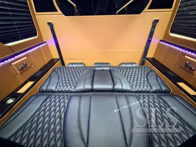 2020 First Class Customs Ultimate Business Class Sprinter photo 40