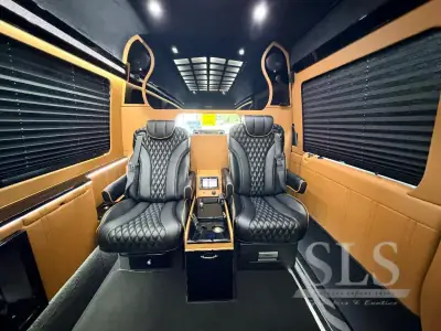 2020 First Class Customs Ultimate Business Class Sprinter photo 23
