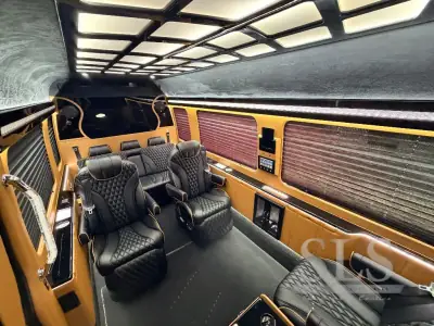 2020 First Class Customs Ultimate Business Class Sprinter photo 52