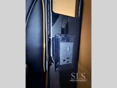 2020 First Class Customs Ultimate Business Class Sprinter photo 44