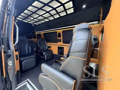 2020 First Class Customs Ultimate Business Class Sprinter photo 20