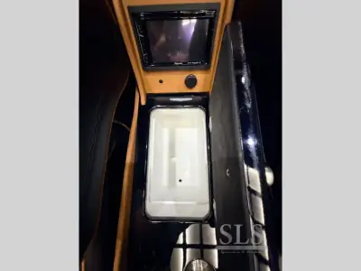 2020 First Class Customs Ultimate Business Class Sprinter photo 25