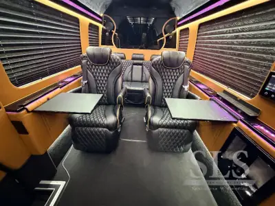2020 First Class Customs Ultimate Business Class Sprinter photo 31