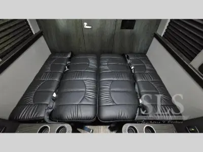 2024 Midwest Automotive Designs Luxe Cruiser D6 170EXT photo 28