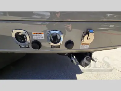 2024 Midwest Automotive Designs Luxe Cruiser D6 170EXT photo 43