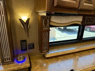2017 Tiffin Motorhomes 45OPP photo 12