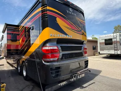 2017 Tiffin Motorhomes 45OPP photo 5