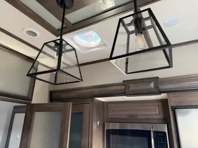 2022 Grand Design SOLITUDE 380FL photo 14