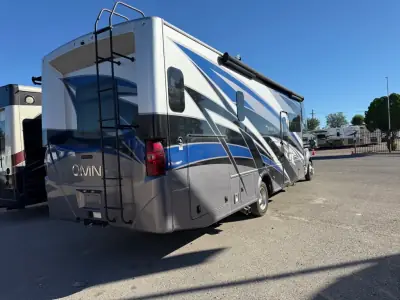 2020 Thor Motor Coach OMNI BB35 photo 3