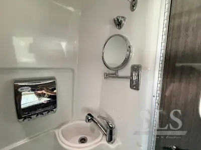 2014 Airstream Interstate 24GL photo 35